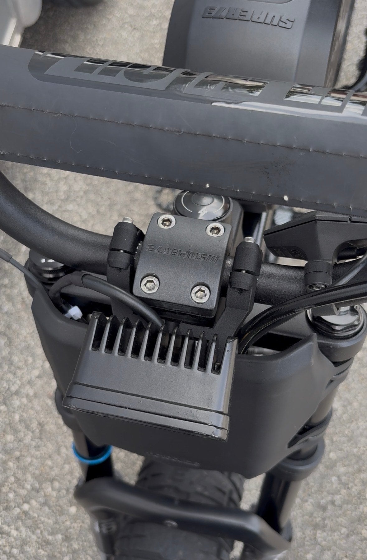 Wide style light mount (7/8 bars) (SC)